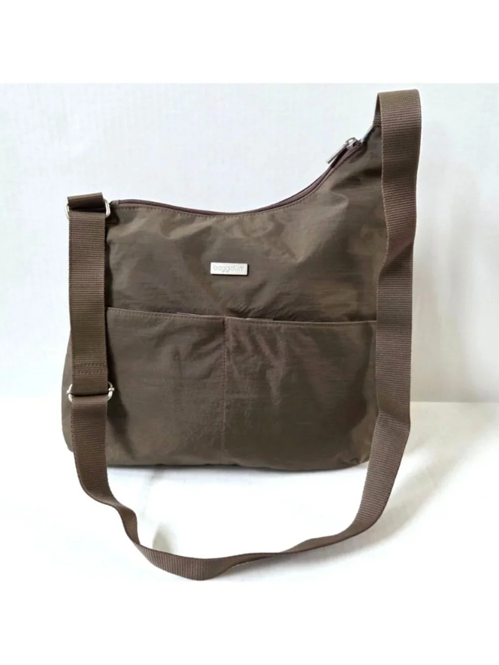Baggallini Purse Brown Taupe Lightweight Travel Organizer Crossbody